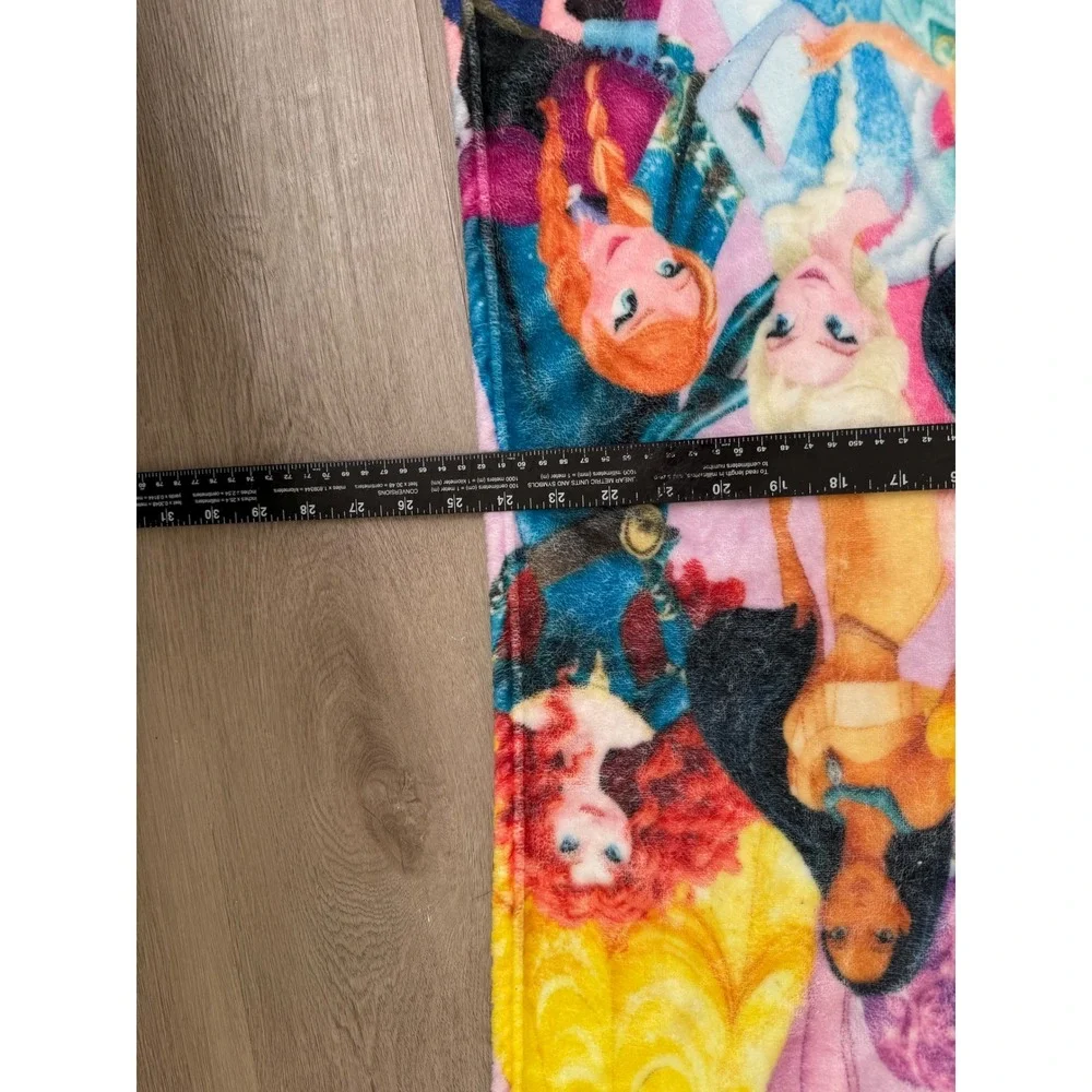 Disney Princess Fleece Throw Blanket Pink Snow White Elsa Belle Moana 24x36